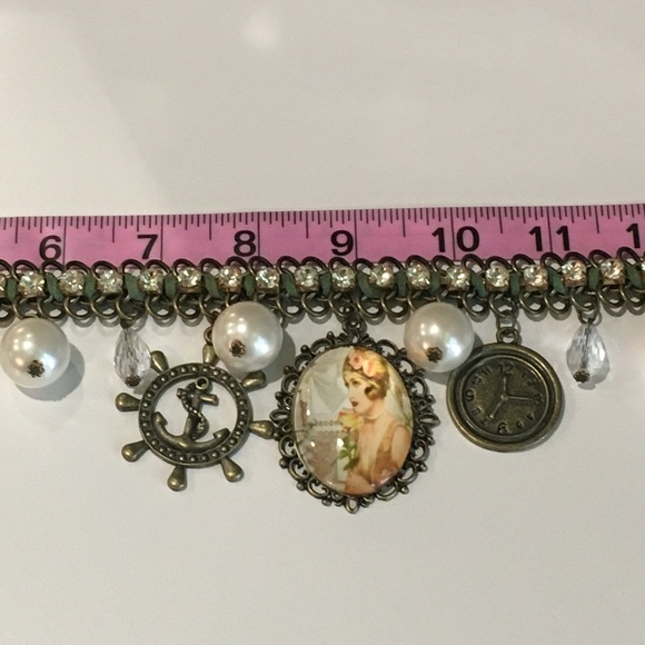 Quirky costume charm necklace & earring set - Picture 11 of 12